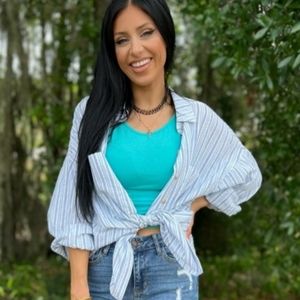 Nwt Boutique Brand lightweight button down shacket